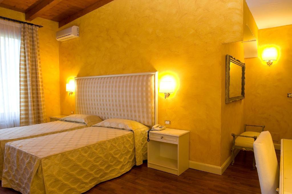 Park Hotel Villaferrata Grottaferrata Ruang foto